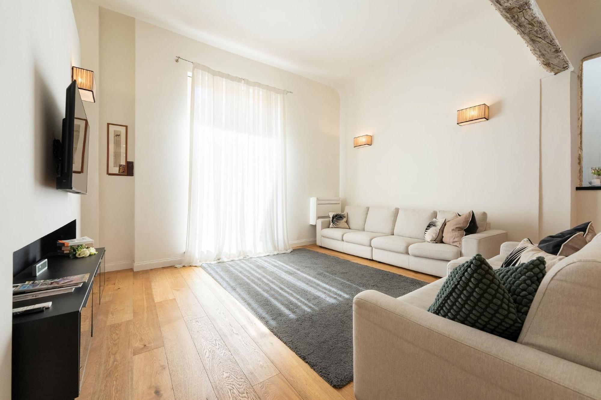 Ta - One Bedroom Luxury Apartment In The Fashion District Florence Exterior photo