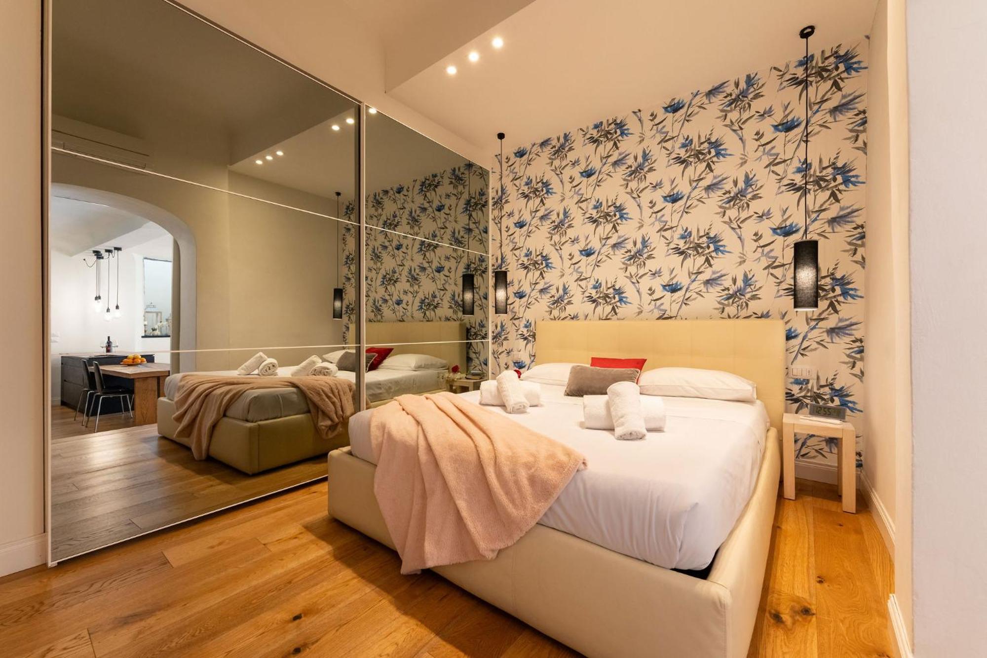 Ta - One Bedroom Luxury Apartment In The Fashion District Florence Exterior photo